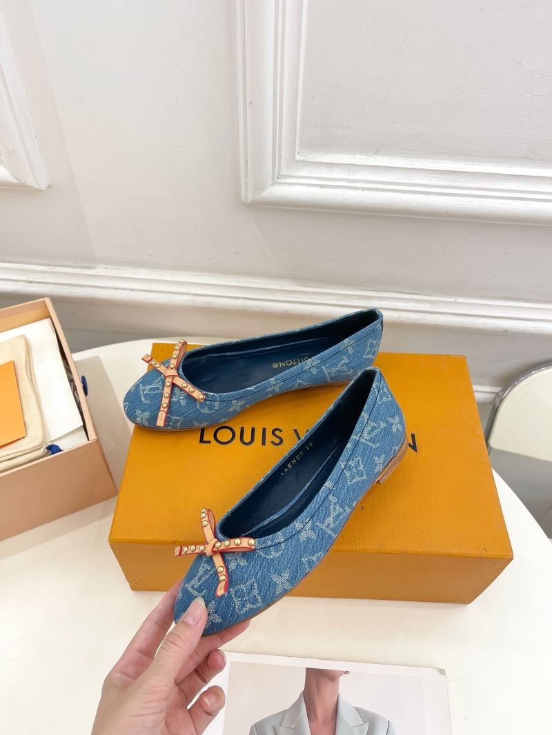 Louis Vuitton Flat Shoes